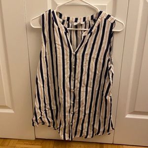 Brand new sleeveless top, small